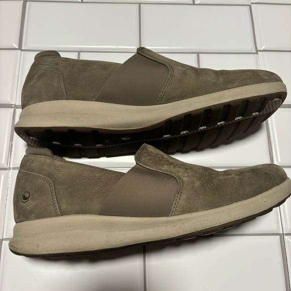 Clarks Un Adorn Step Unstructured Leather Slip-on - Picture 11 of 12